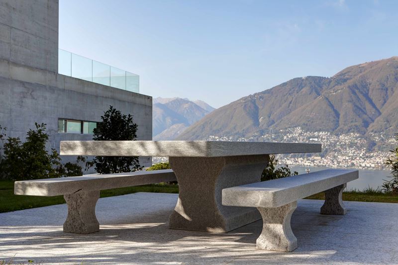 Tavoli-rettangolari-sel---Giannini-Graniti-4-moderno.jpg (1)